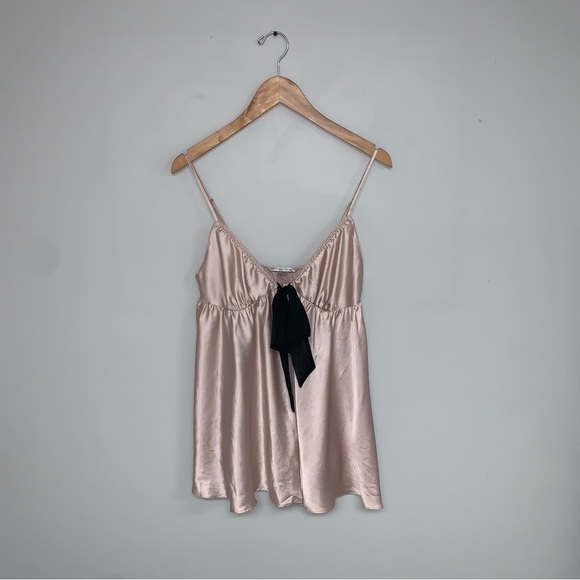 Victoria’s Secret Silky Babydoll‎ Top Size Medium Lingerie Light Pink Black Bow - Picture 2 of 6